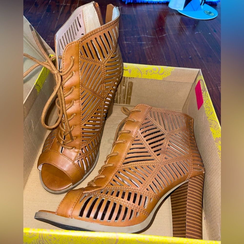 Sandal Heels